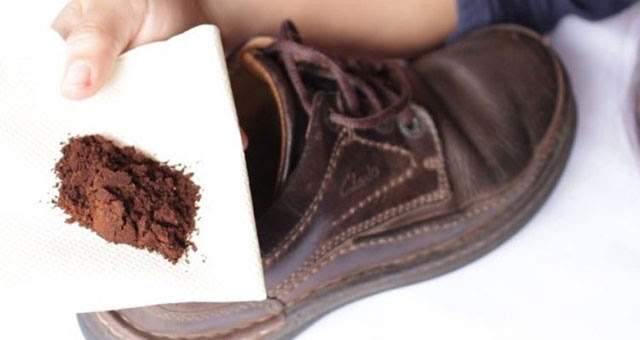 Cà phê giúp khử mùi hôi giày da cực hiệu quả