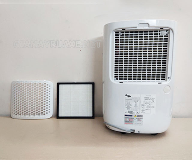Vệ sinh máy định kỳ để đảm bảo máy hút ẩm hoạt động tốt nhất